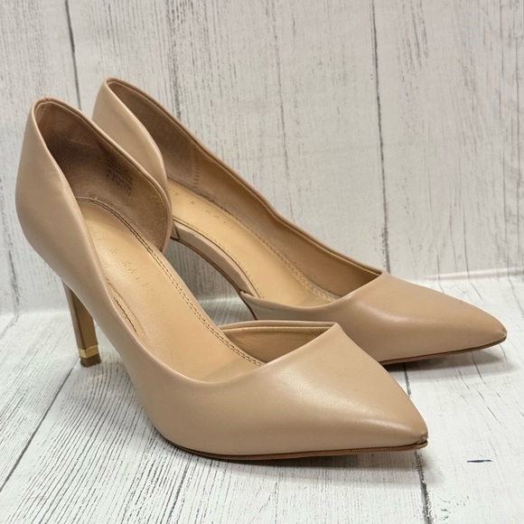Kelly & Katie Nude Pointed Toe Heels, Size 8 - Picture 2 of 7